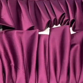 tissu satin drapé couture atelier